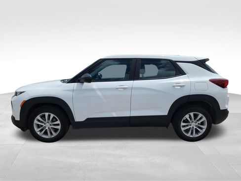 Used 2023 Chevrolet TrailBlazer LS FWD image 6