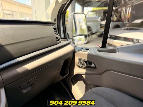 Used 2022 Ford Transit 250 Low Roof w/ Exterior Upgrade Package RWD image 19
