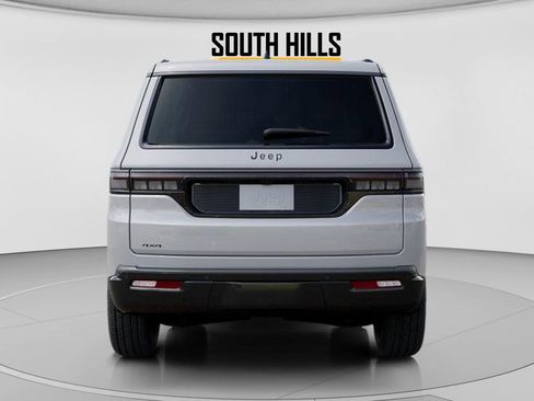 New 2026 Jeep Grand Wagoneer Limited AWD/4WD image 7