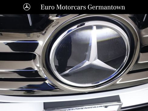 Used 2025 Mercedes-Benz GLS 450 4MATIC w/ AMG Line Exterior image 79
