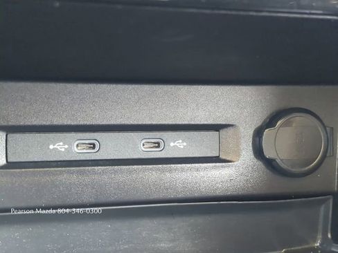 Used 2023 Volkswagen Taos SEL image 21