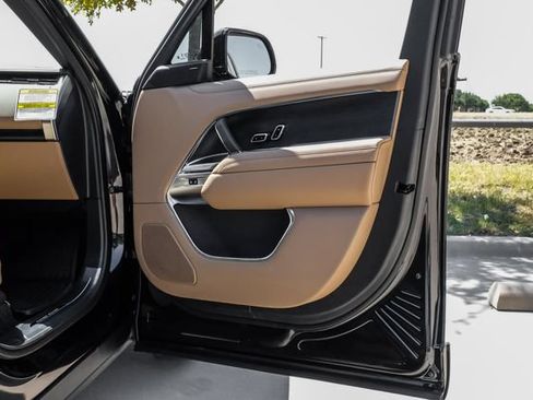 New 2026 Land Rover Range Rover SE AWD/4WD image 41