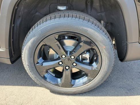 New 2025 Jeep Grand Cherokee L Limited w/ Black Appearance Package image 29