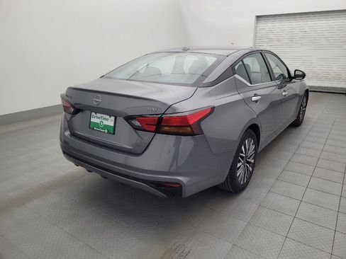 Used 2023 Nissan Altima 2.5 SV image 9