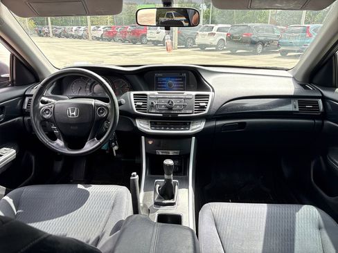 Used 2015 Honda Accord Sport image 8
