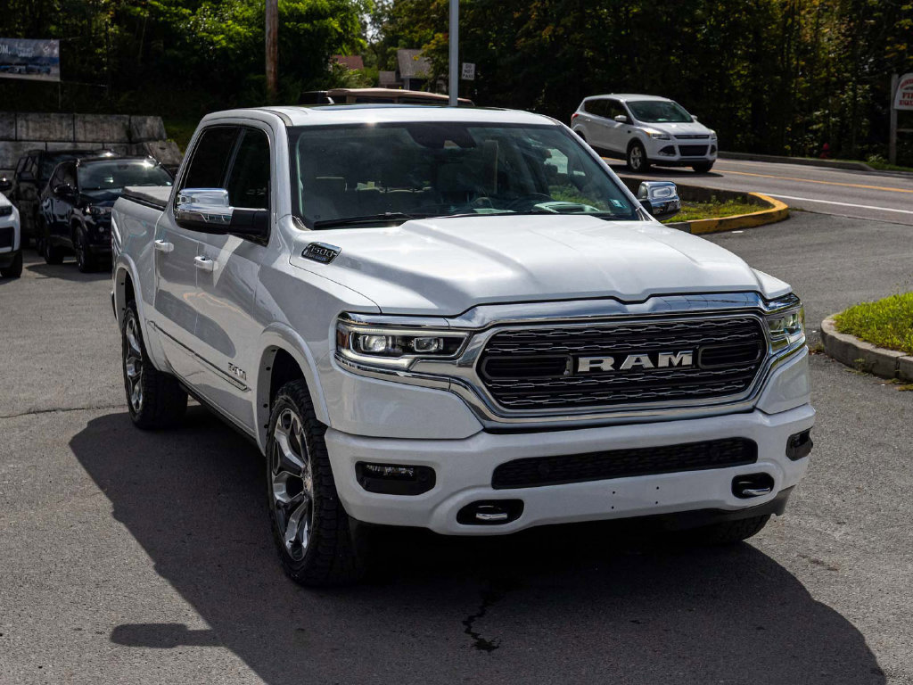 Used 2024 RAM 1500 Limited AWD/4WD image 3
