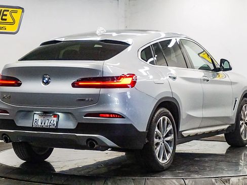 Used 2019 BMW X4 xDrive30i w/ Convenience Package image 4