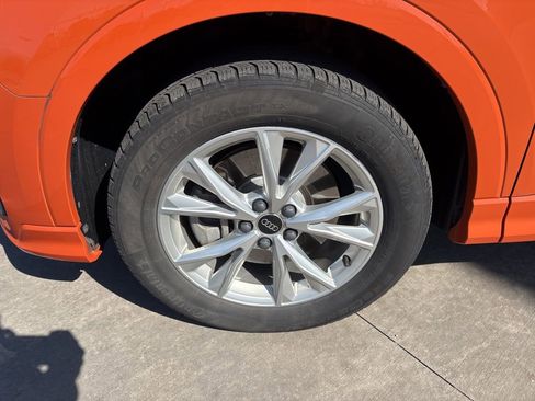 Used 2025 Audi Q3 2.0T Premium image 11