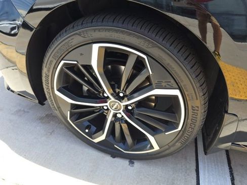 Used 2024 Nissan Altima 2.5 SR w/ SR Premium Package image 10