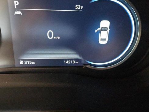 Used 2023 Genesis G70 3.3T image 12