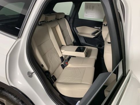 Used 2025 BMW X1 xDrive28i w/ Technology Package image 37