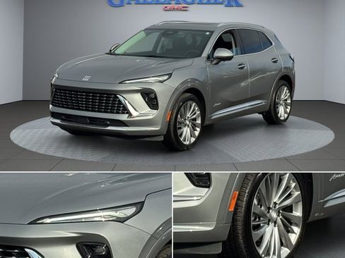 Used 2024 Buick Envision Avenir image 11