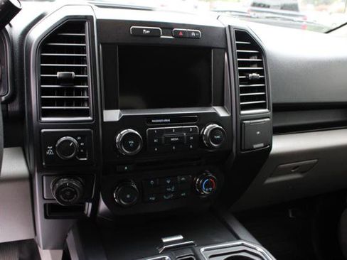 Used 2018 Ford F150 XL w/ Equipment Group 101A Mid AWD/4WD image 18