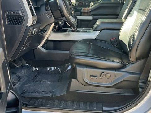 Used 2020 Ford F150 Lariat w/ Equipment Group 502A Luxury AWD/4WD image 18