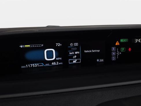 Used 2018 Toyota Prius Prime Advanced w/ Carpet Mat Package FWD image 19