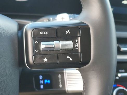 Used 2025 Hyundai Santa Fe SEL FWD image 22