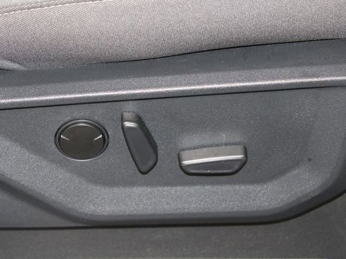 Used 2025 Ford F150 XLT w/ Equipment Group 302A MID AWD/4WD image 27