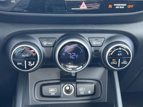 New 2026 Hyundai Venue SEL FWD image 14