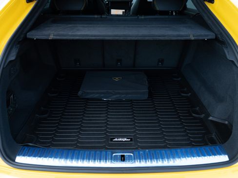 Used 2021 Lamborghini Urus image 41