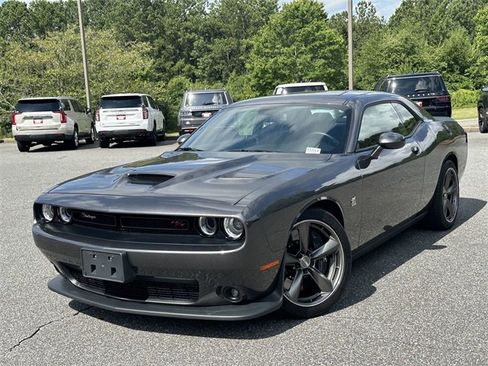 Used 2021 Dodge Challenger R/T Scat Pack w/ Dynamics Package image 1