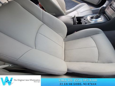 Used 2015 INFINITI Q40 AWD w/ Navigation Package image 17