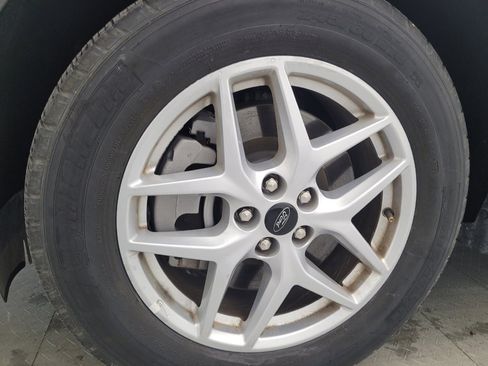 Used 2024 Ford Edge SEL image 31