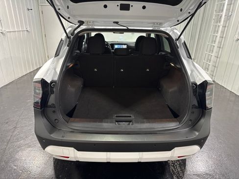 Used 2025 Nissan Kicks SV FWD image 34