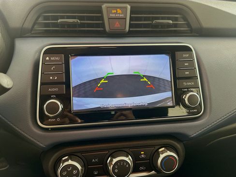 Used 2025 Nissan Versa SV FWD image 22