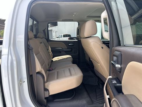 Certified 2019 GMC Sierra 2500 Denali w/ Duramax Plus Package AWD/4WD image 27