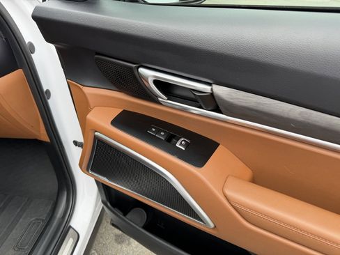 Used 2025 Kia Telluride SX Prestige X-Line image 32