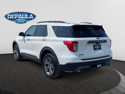 Used 2024 Ford Explorer XLT w/ Equipment Group 202A AWD/4WD image 4