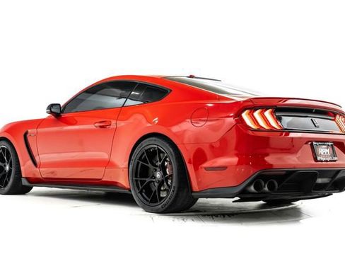 Used 2016 Ford Mustang Shelby GT350 w/ Technology Package RWD image 10