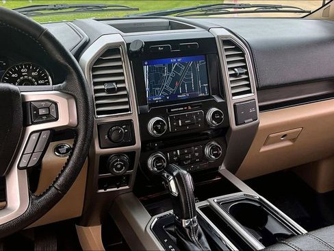 Used 2016 Ford F150 Lariat w/ Equipment Group 502A Luxury image 9