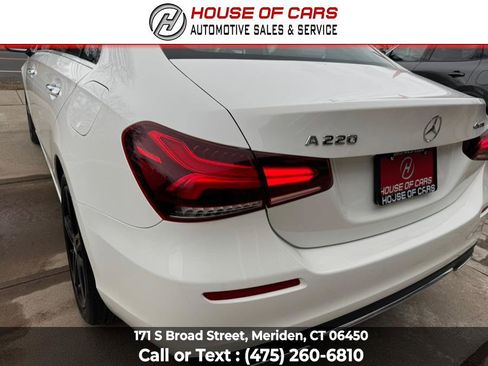 Used 2022 Mercedes-Benz A 220 A 220 4MATIC Sedan image 13