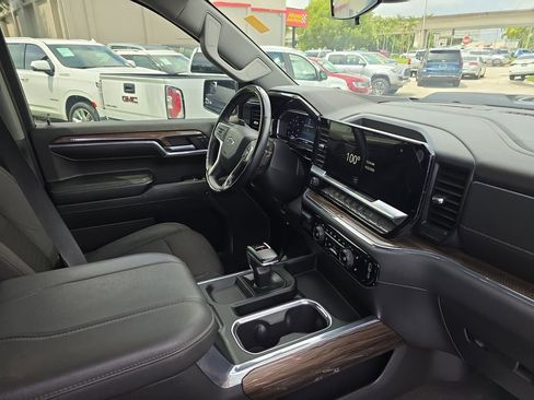 Certified 2024 Chevrolet Silverado 1500 LT Trail Boss image 14