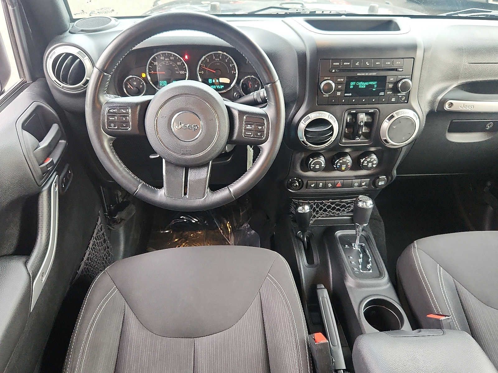 Used 2016 Jeep Wrangler Unlimited Sahara w/ Dual Top Group AWD/4WD image 11