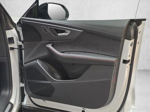 New 2026 Audi SQ8 Prestige AWD/4WD image 10
