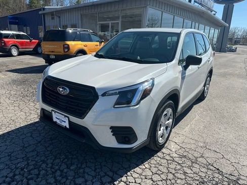 Used 2023 Subaru Forester AWD/4WD image 8