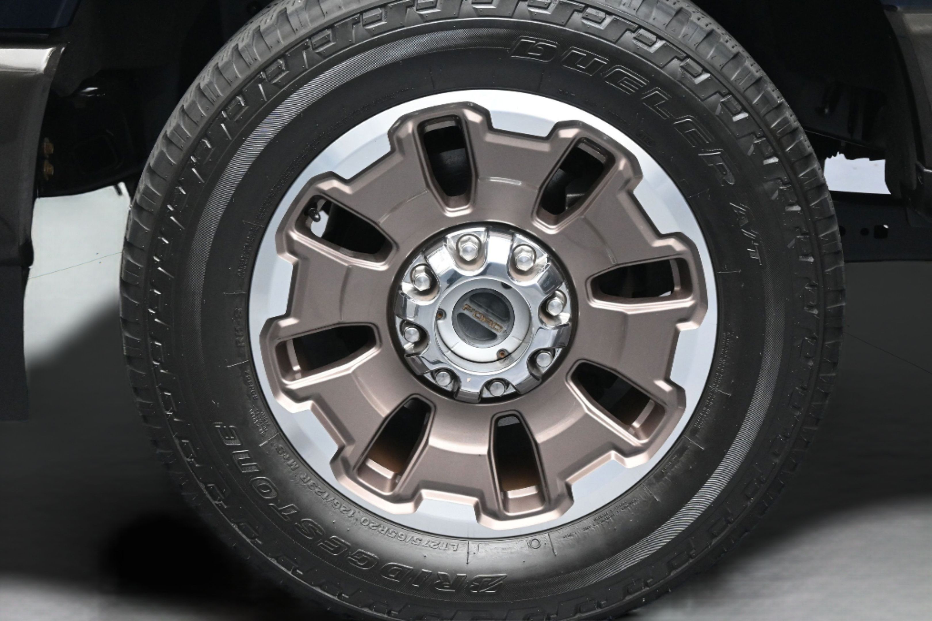 Used 2025 Ford F250 King Ranch w/ FX4 Off-Road Package AWD/4WD image 10