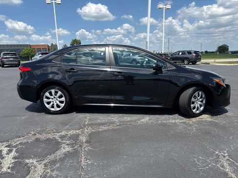 Used 2023 Toyota Corolla LE FWD image 10