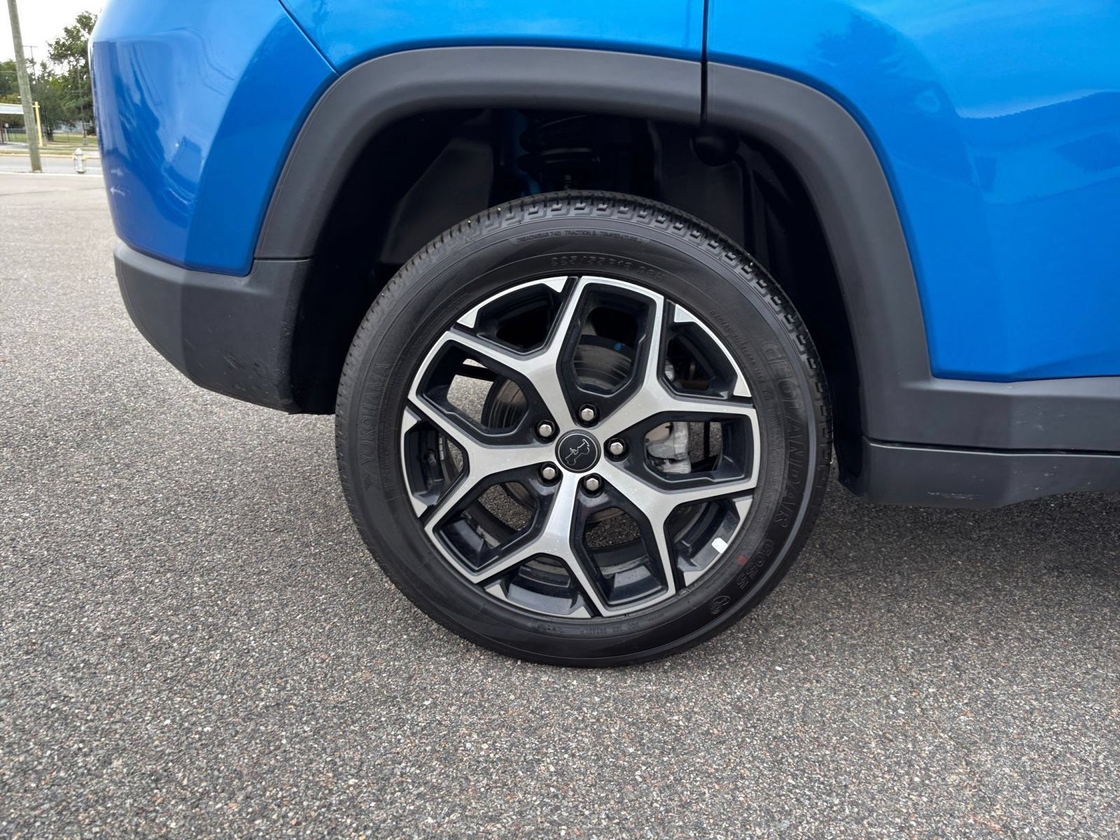 Used 2025 Jeep Compass Limited AWD/4WD image 30