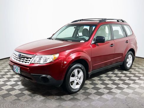 Used 2011 Subaru Forester 2.5X AWD/4WD image 3