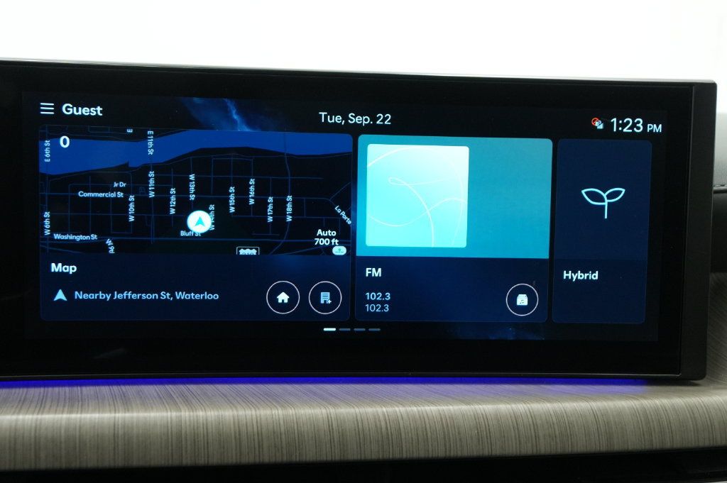 Used 2025 Hyundai Sonata Limited FWD image 37