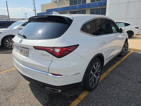 Used 2023 Acura MDX FWD w/ Technology Package image 4