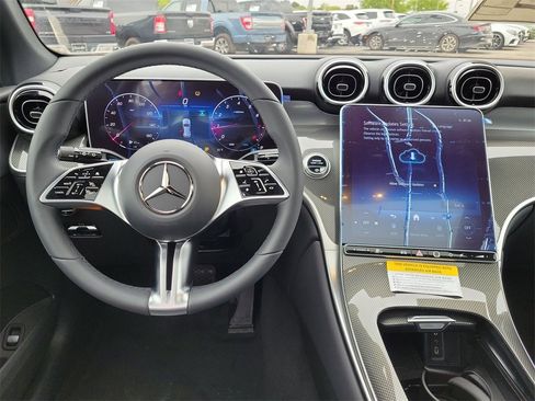 New 2025 Mercedes-Benz GLC 300 image 14