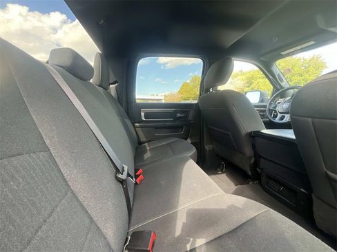 Used 2024 RAM 1500 Classic Warlock image 16