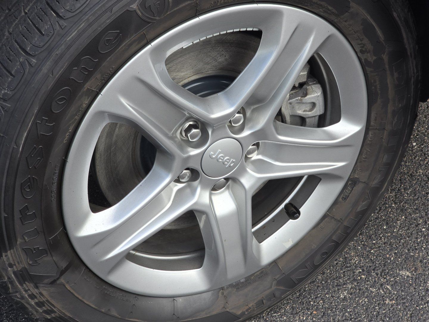 Used 2023 Jeep Compass Latitude AWD/4WD image 13