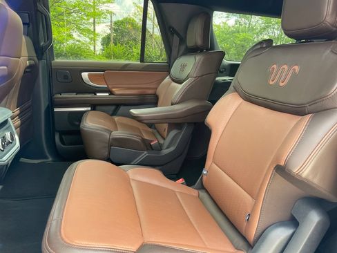 Used 2025 Ford Expedition Max King Ranch AWD/4WD image 11