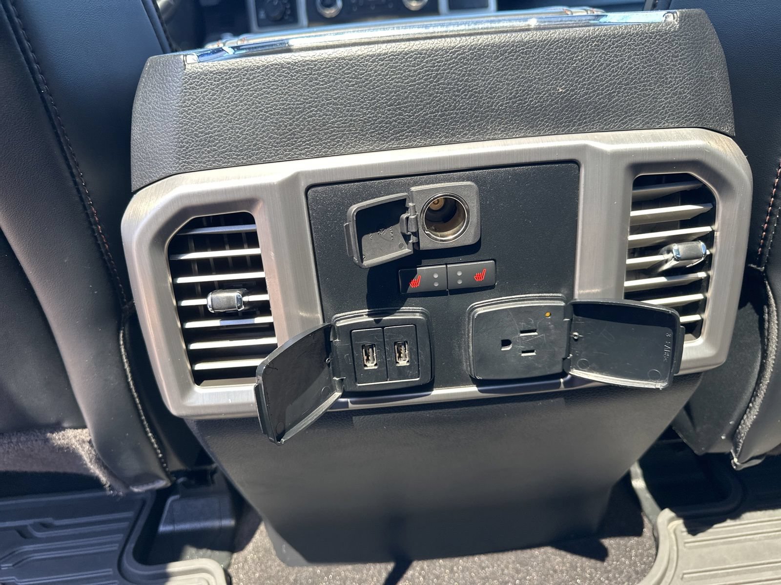 Used 2020 Ford F150 Platinum w/ Equipment Group 701A Luxury AWD/4WD image 28