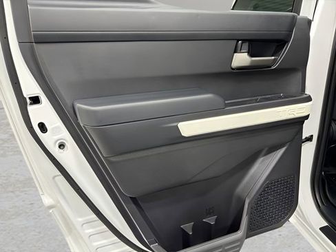 Used 2024 Toyota Tacoma TRD Sport image 27